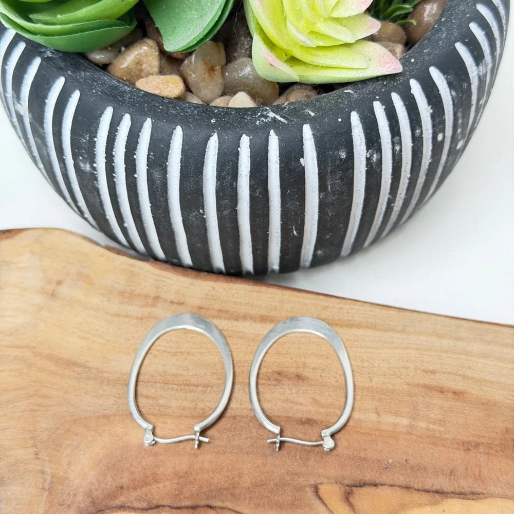 Oval Hoop Earrings Women Silver Tapered Brushed Minimalist Scandi Clean Girl OS